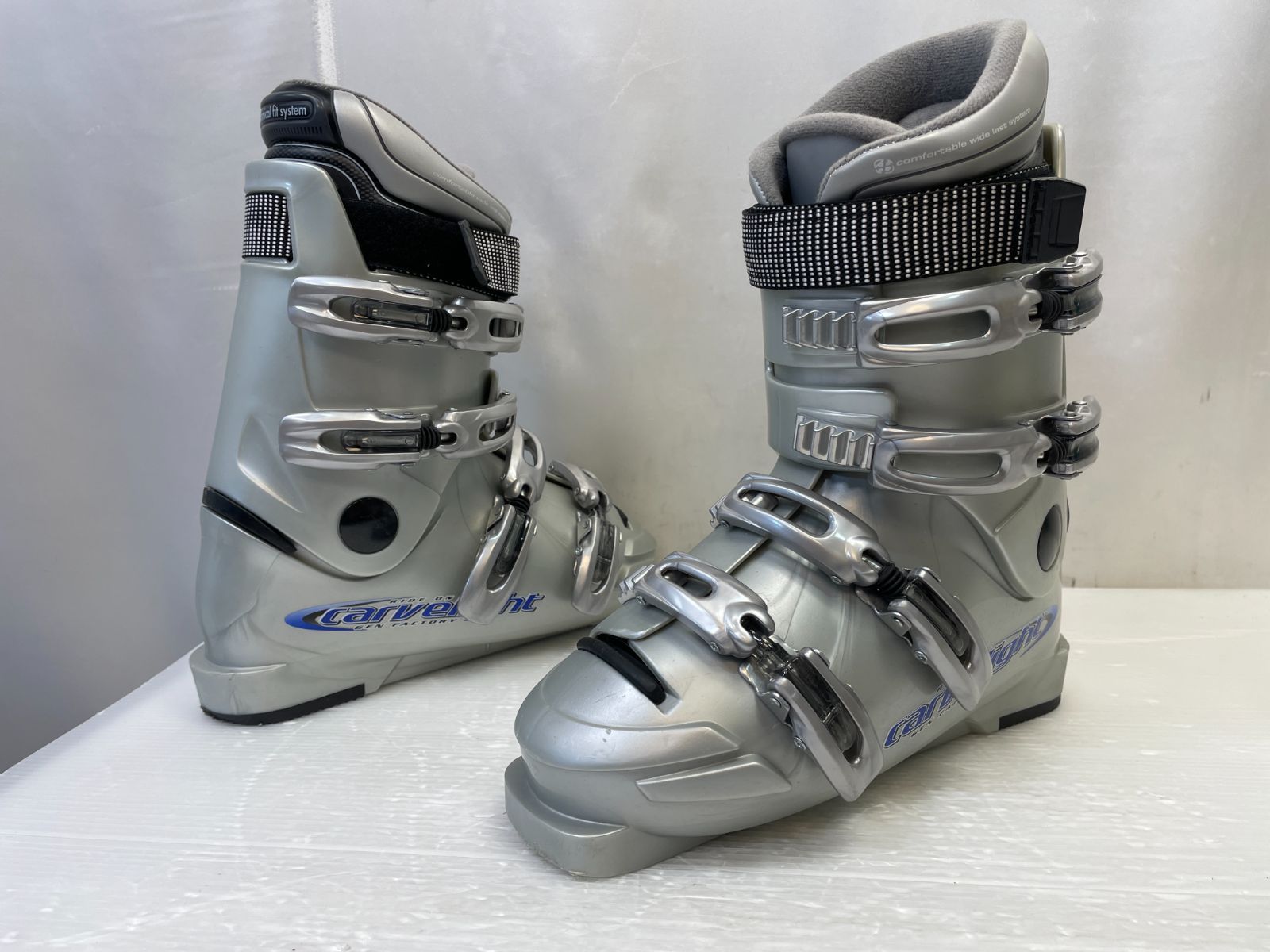 ◆ スキーブーツ GEN Factory carvelight 25.5 cm / 297 mm スキー ブーツ ゲン 厳 初心者向