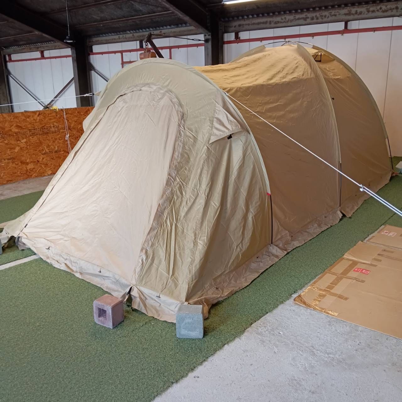 ワークマン 耐久撥水2ルームシェルター 3人用テント FTE10 - メルカリ