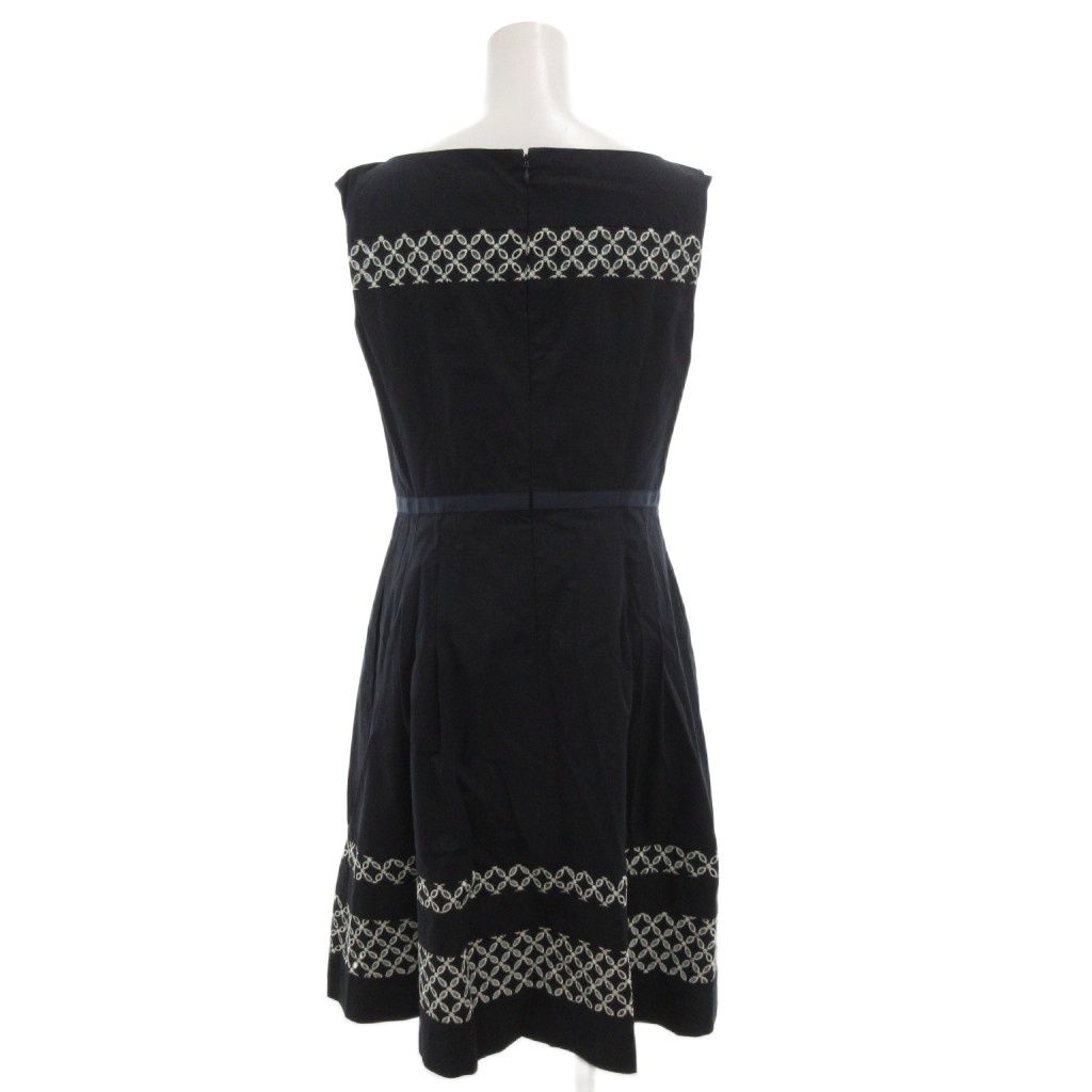 TOCCA トッカ ノースリーブワンピース 110cm 刺繍 フォーマル 美品 トッカ TOCCA ノースリーブワンピース 2 ひざ丈 フレア タック 紺