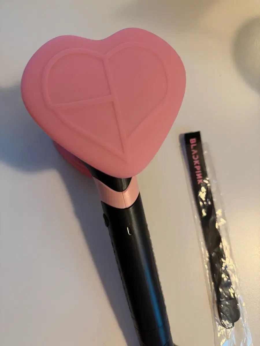 BLACKPINK ペンライト + ストラップ セット - メルカリ