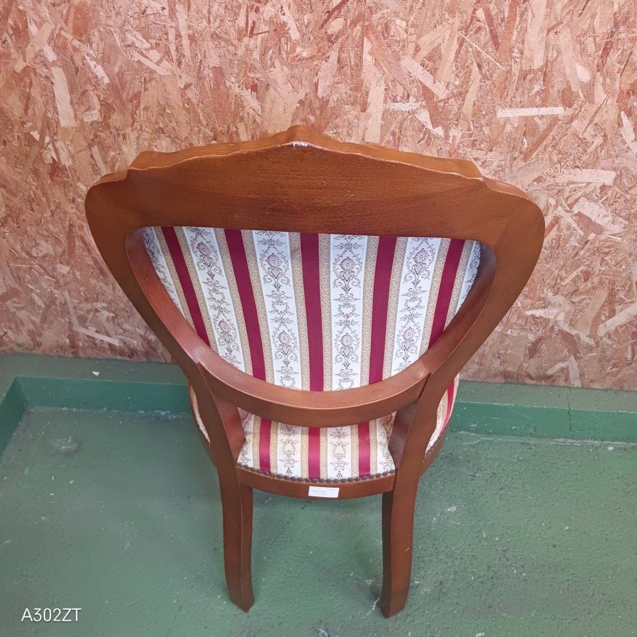 001送料設置無料 別荘保管品 英国猫足チェア アンティーク風 おしゃれ