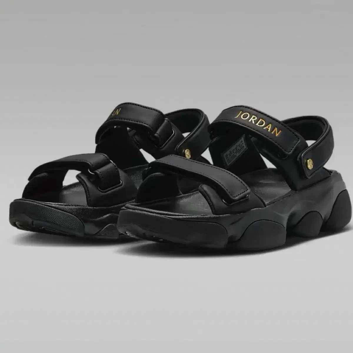 ナイキ ジョーダン デザ サンダル 265 270