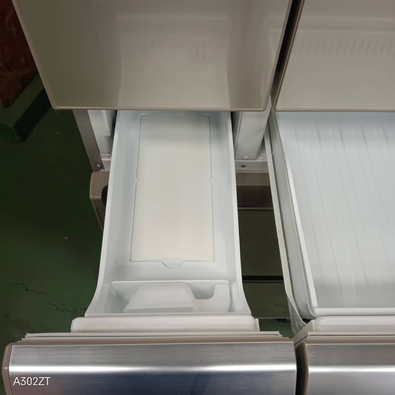 422 送料設置無料 Panasonic 自動製氷機能付き 大型冷蔵庫 472 L 400L