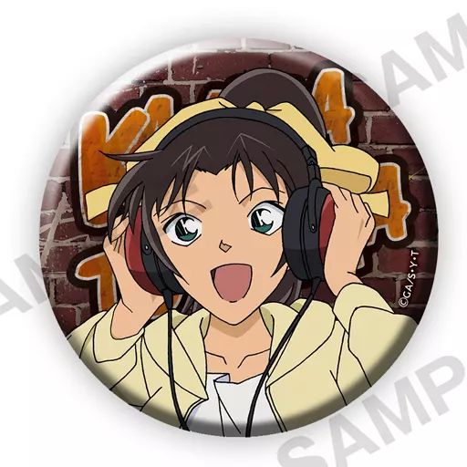 名探偵コナン 遠山和葉 缶バッジ ヘッドフォン まるかく 中古】バッジ・ピンズ(キャラクター) 遠山和葉 「名探偵コナン 缶