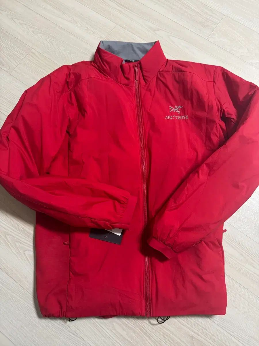 ARC TERYX アトム フードなし