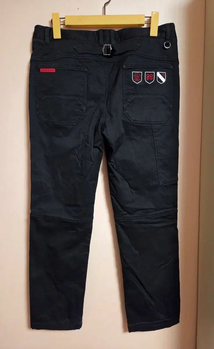 PEARLY GATES ブラック パンツ - メルカリ