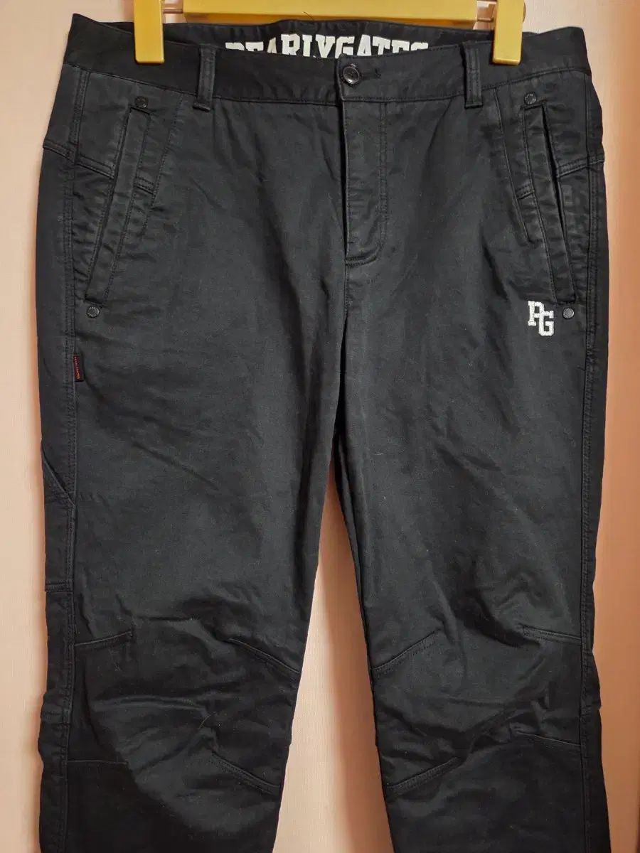 PEARLY GATES ブラック パンツ - メルカリ