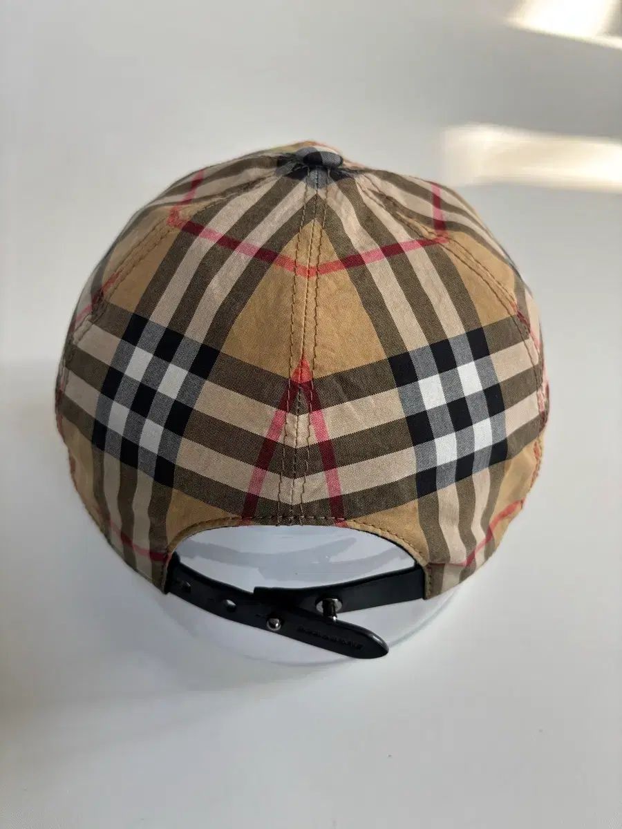 Burberry レインボーチェックベースボールキャップ Burberry レインボーチェックベースボールキャップ