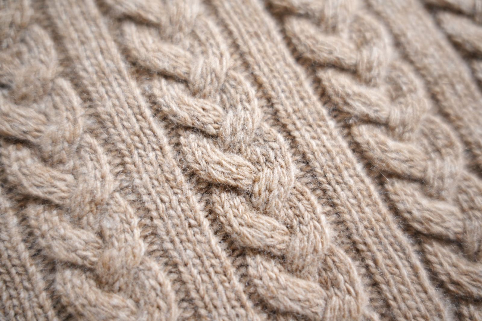 848y*美品 ebure エブール カシミヤ混 ケーブル編み ニットワンピース