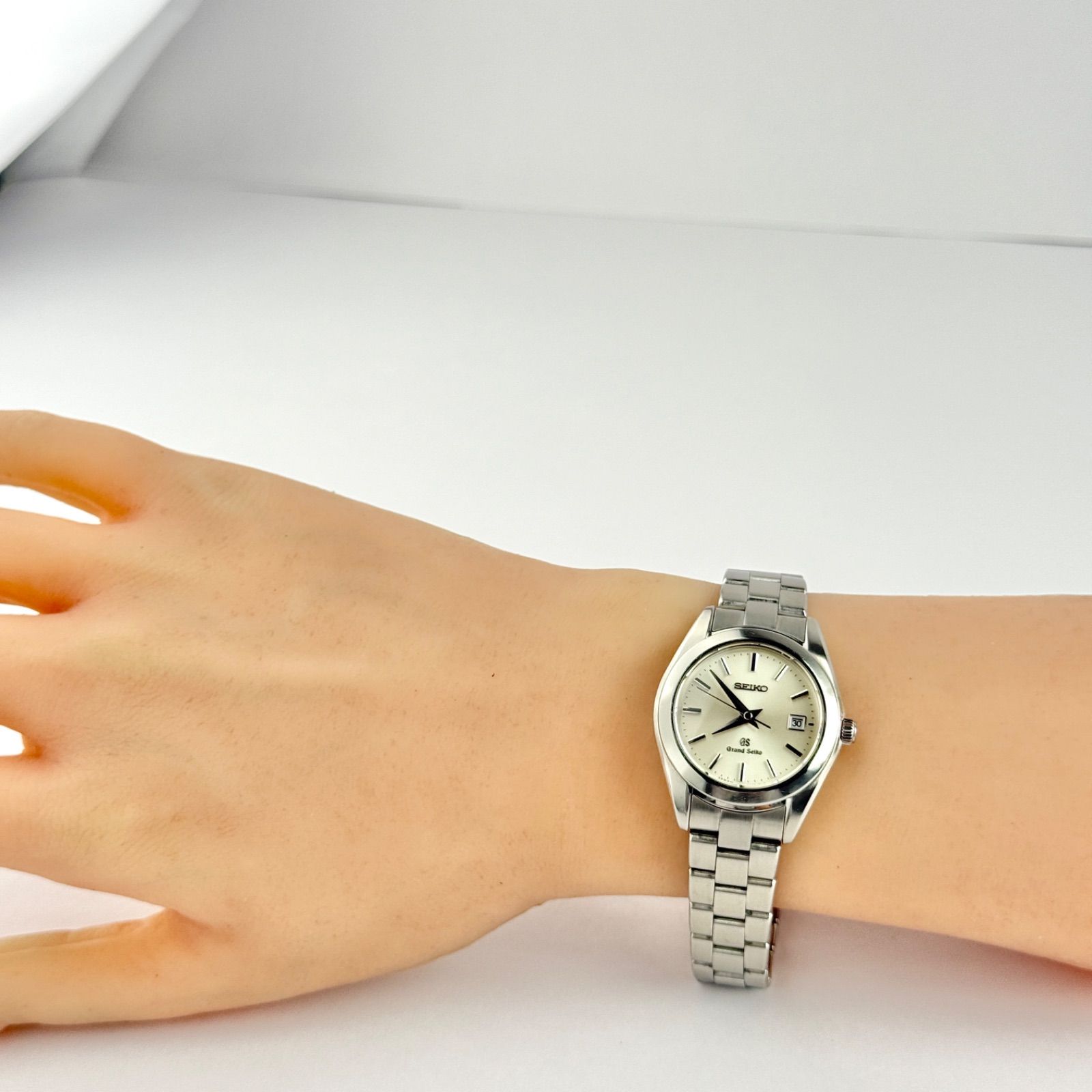 STGF025 グランドセイコー 4J52 レディース　新品電池 グランドセイコー STGF265 4J52-0AB0 新品電池 レディース867 - メルカリ