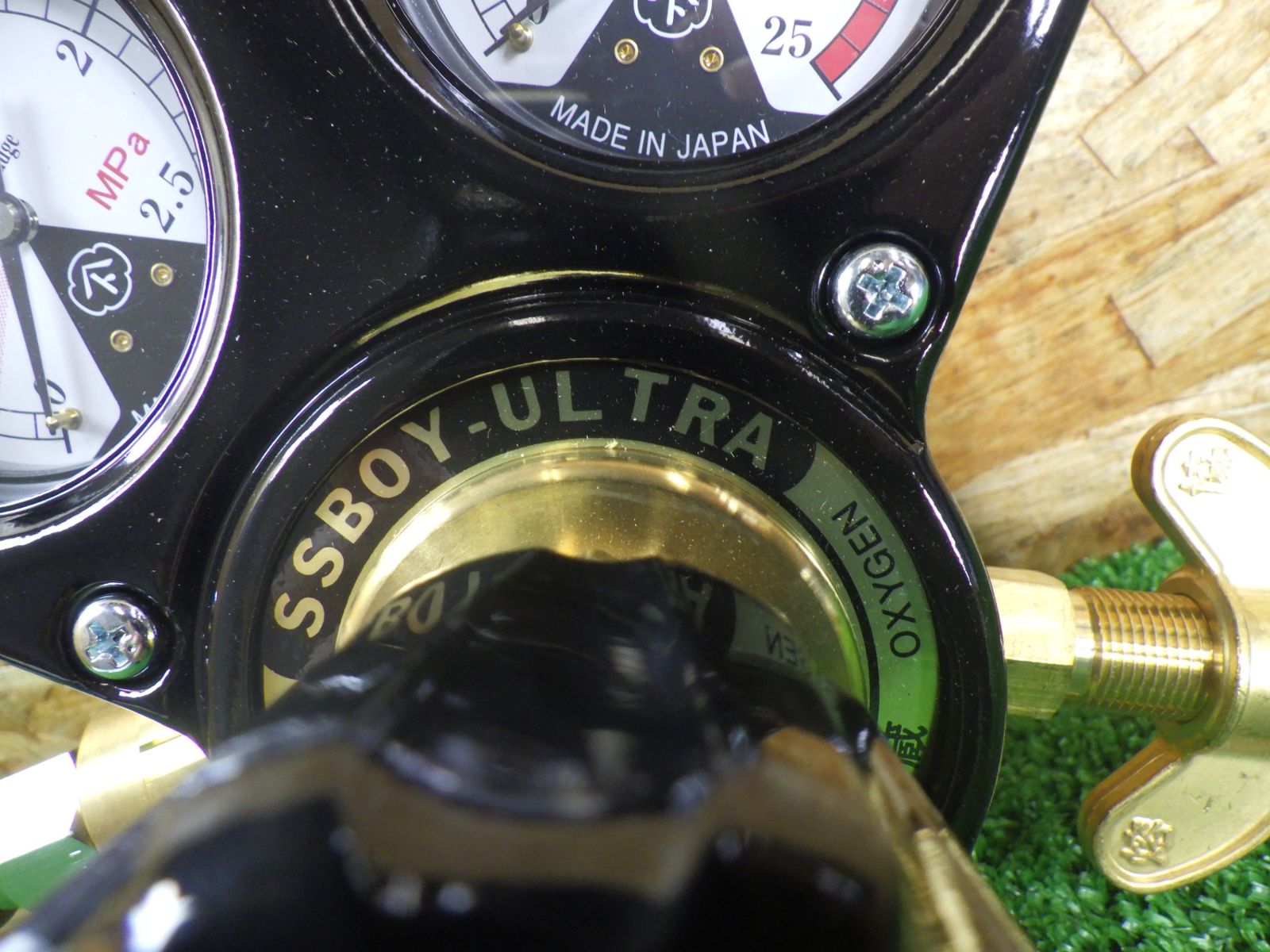 乾式安全器内蔵