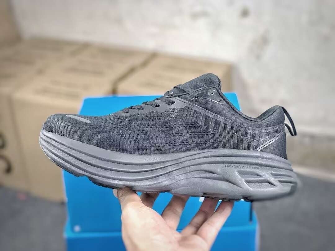 HOKAONEONE Bondi 8 ボンダイ 8 スニーカー ランニングシューズ
