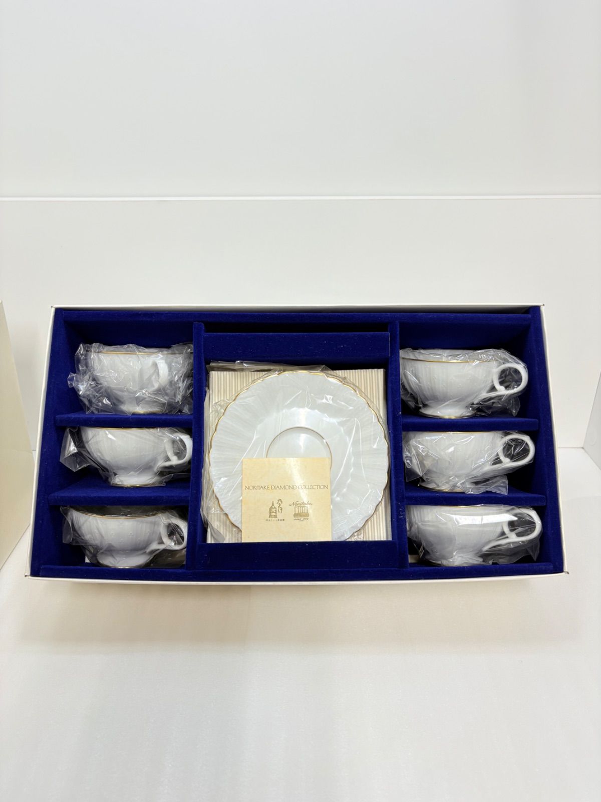 ノリタケ Noritake ダイヤモンド ティーカップ＆ソーサー