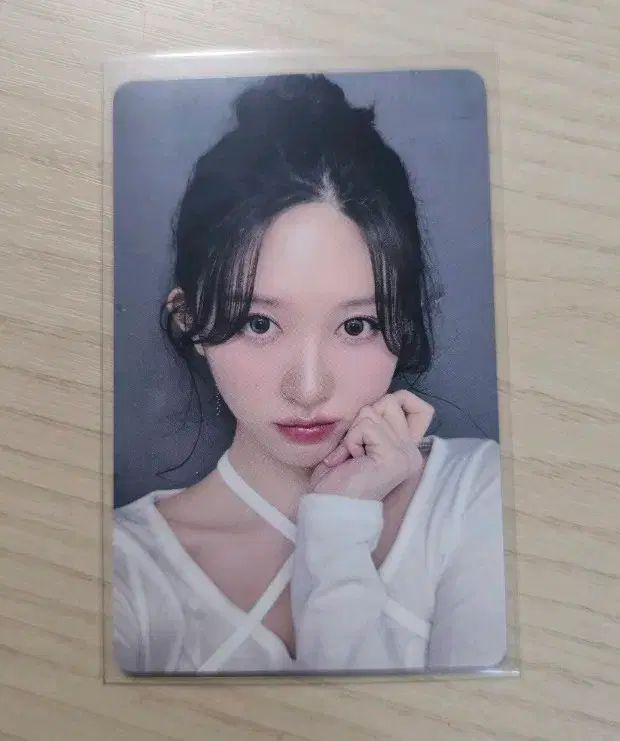 IVE ガウル トレカ Yizhiyu ヨントントレカ 中国 IVE ガウル Switch YIZHIYU 一直娱 1次 海外 中国 トレカ - メルカリ