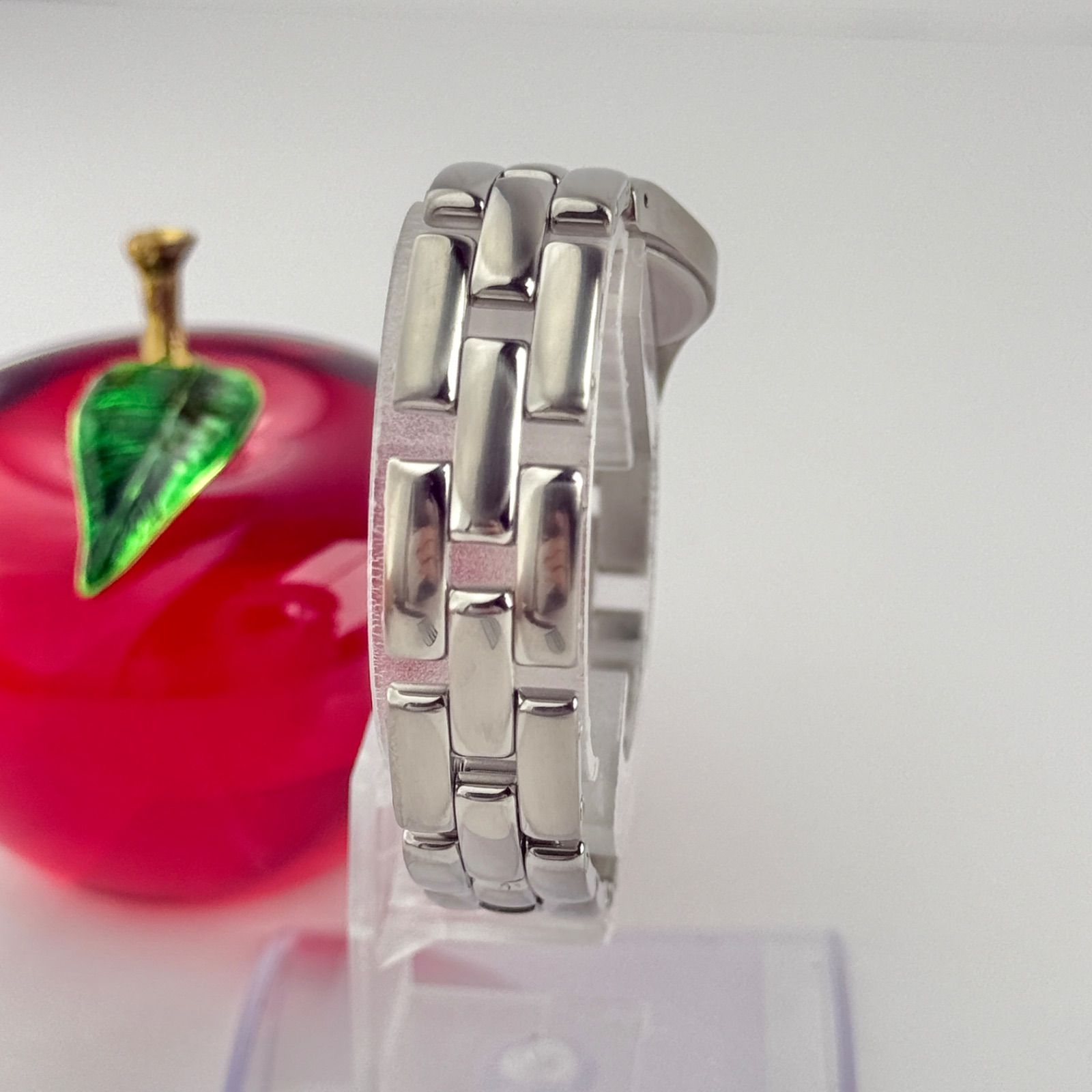 ボームアンドメルシー リネア MV045204 ブルーシェル 新品電池 894