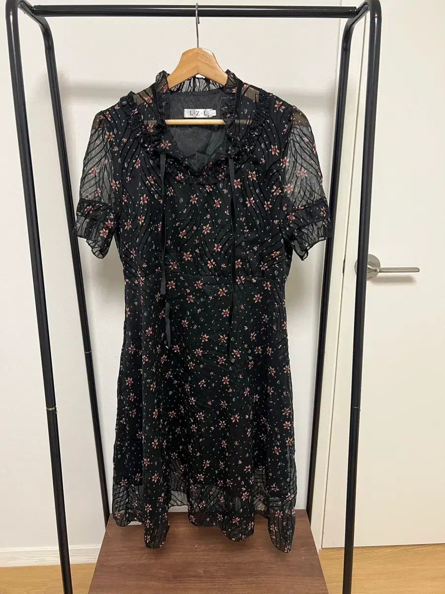 L Z ブラック フラワー シフォン ONE PIECE 744
