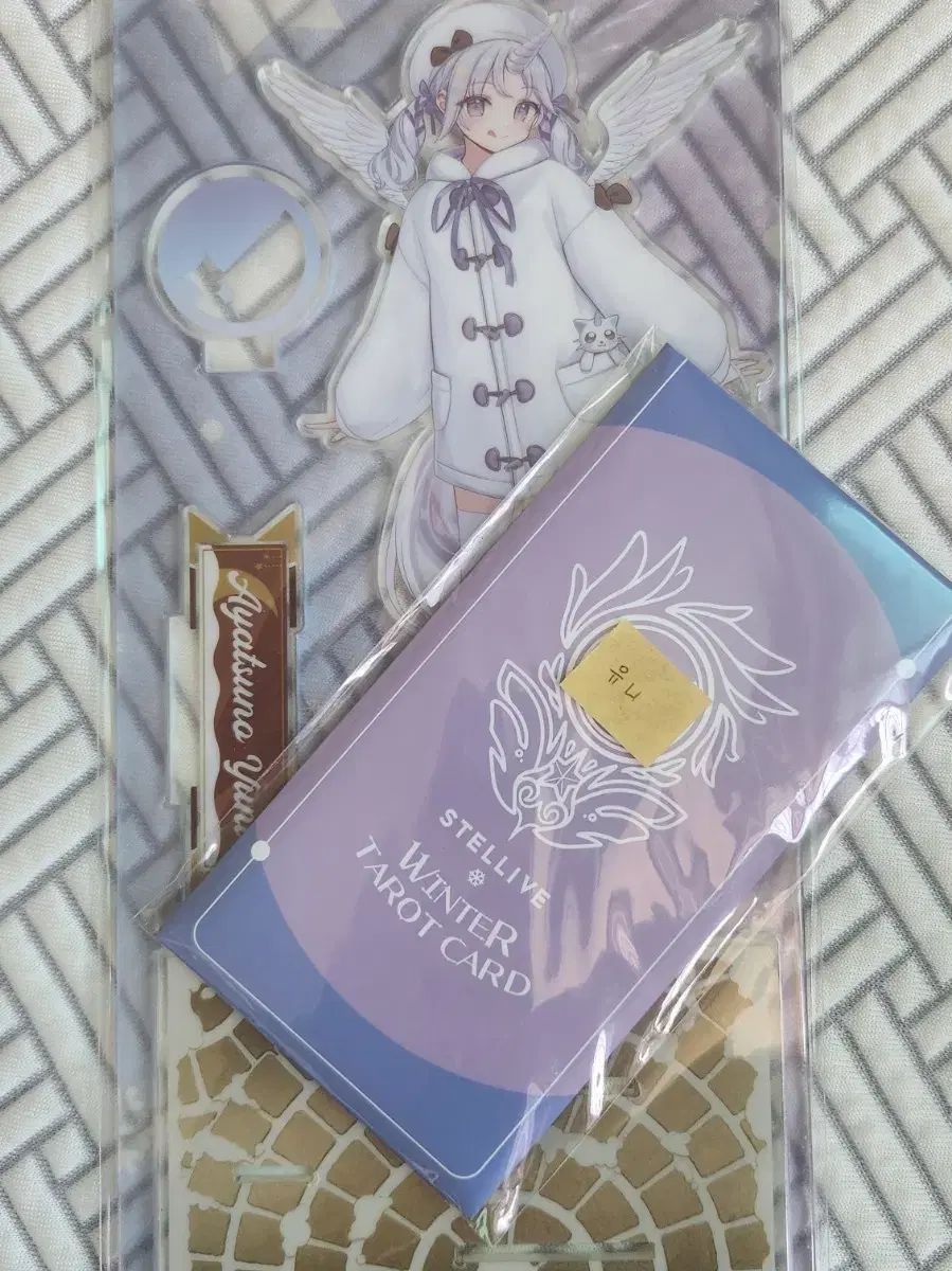 StelLive ウィンター アヤツノユニ アクリル スタンド タロットカード