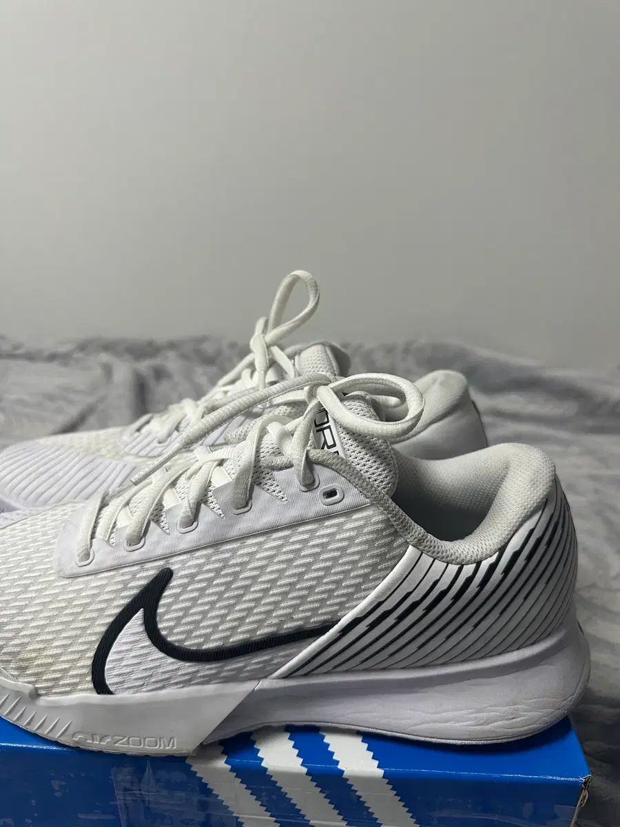 ナイキ ズーム Vapor プロ 白 テニス 260 mm