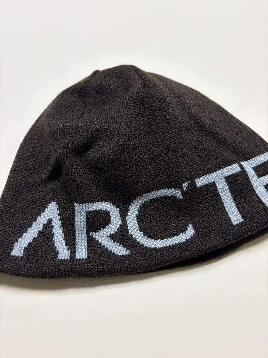 ARC TERYX アークテリクス WORLD ヘッド トーク ビターズ ルーセント