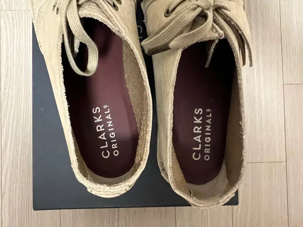  クラークス デザート トラック ヌバックレザー 275 9 5 その他 ブーツ 革靴