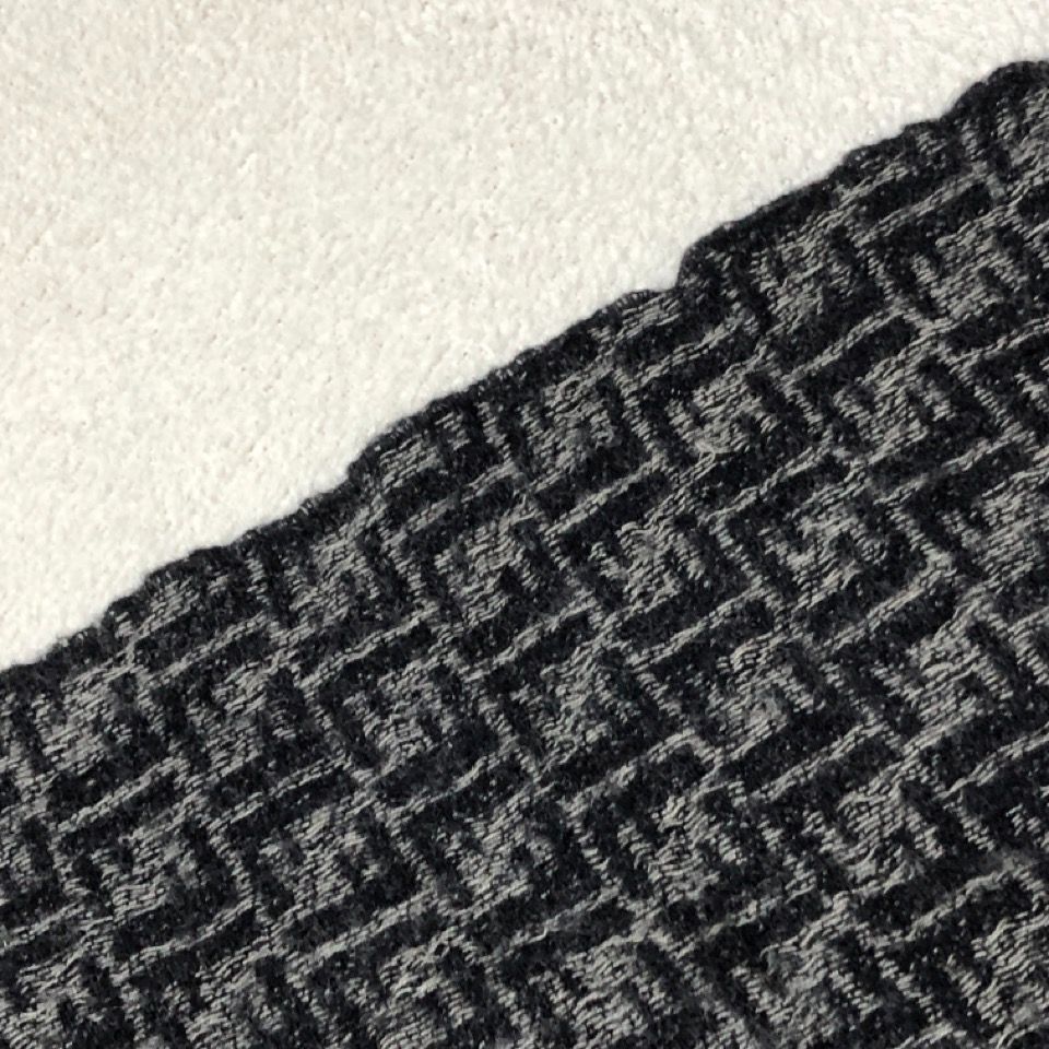 美品 FENDI フェンディ ズッカ ブラック マフラー FFロゴ 羊毛
