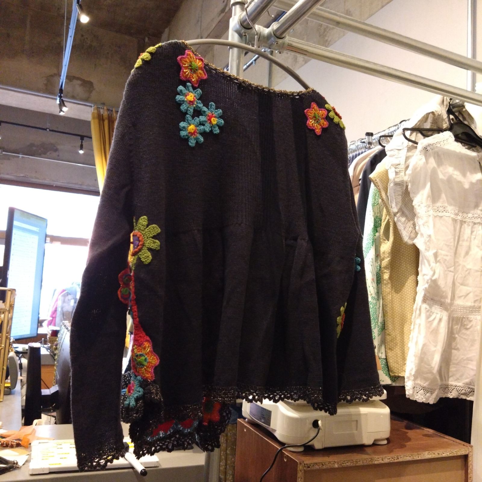 アルベロベロ OLLEBOREBLA オレボレブラ ブタさん おはな 花柄