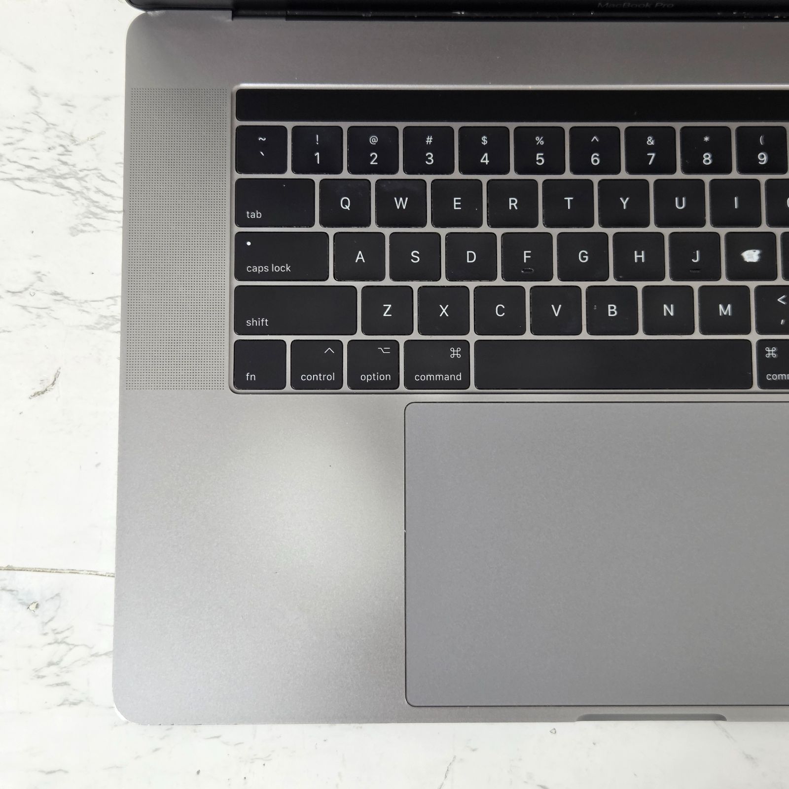 ジャンク】MacBook Pro 15-inch 2017 / Core i7 / 16GB / SSD512GB