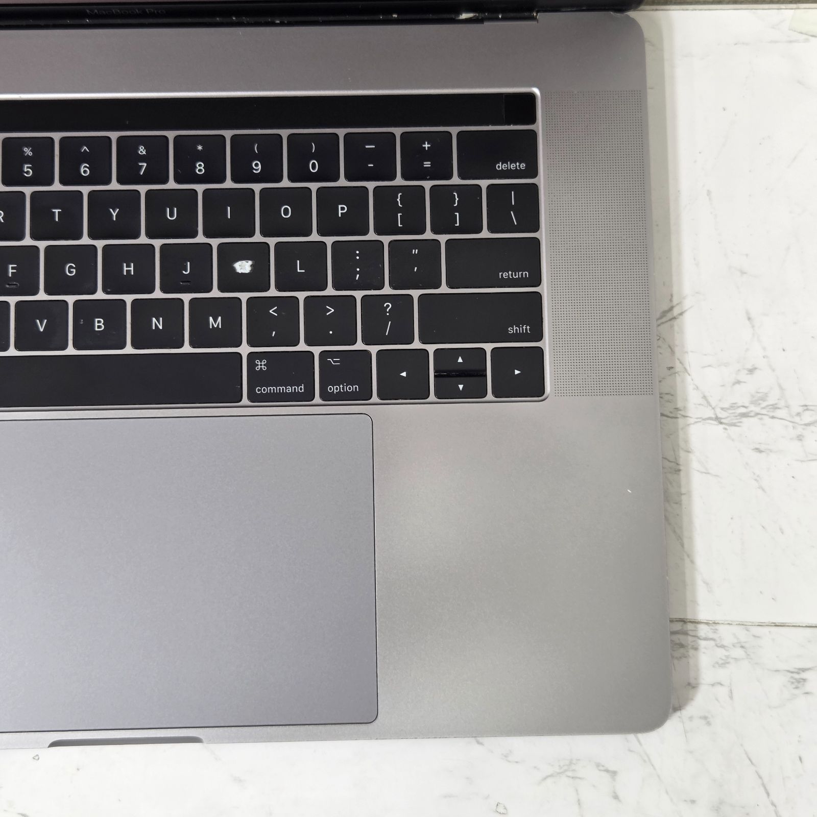 ジャンク】MacBook Pro 15-inch 2017 / Core i7 / 16GB / SSD512GB