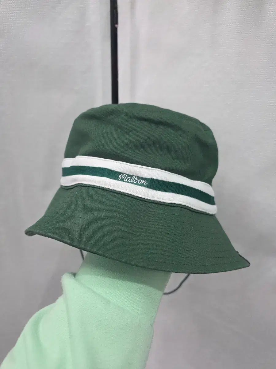 マルボンゴルフバケットハット - メルカリ