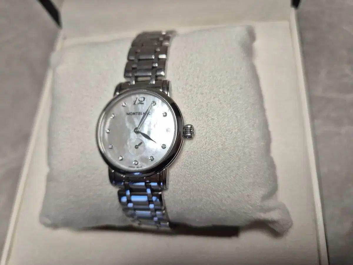  MONT BLANC モンブラン レディース シルバー メタル 金属ベルト 時計