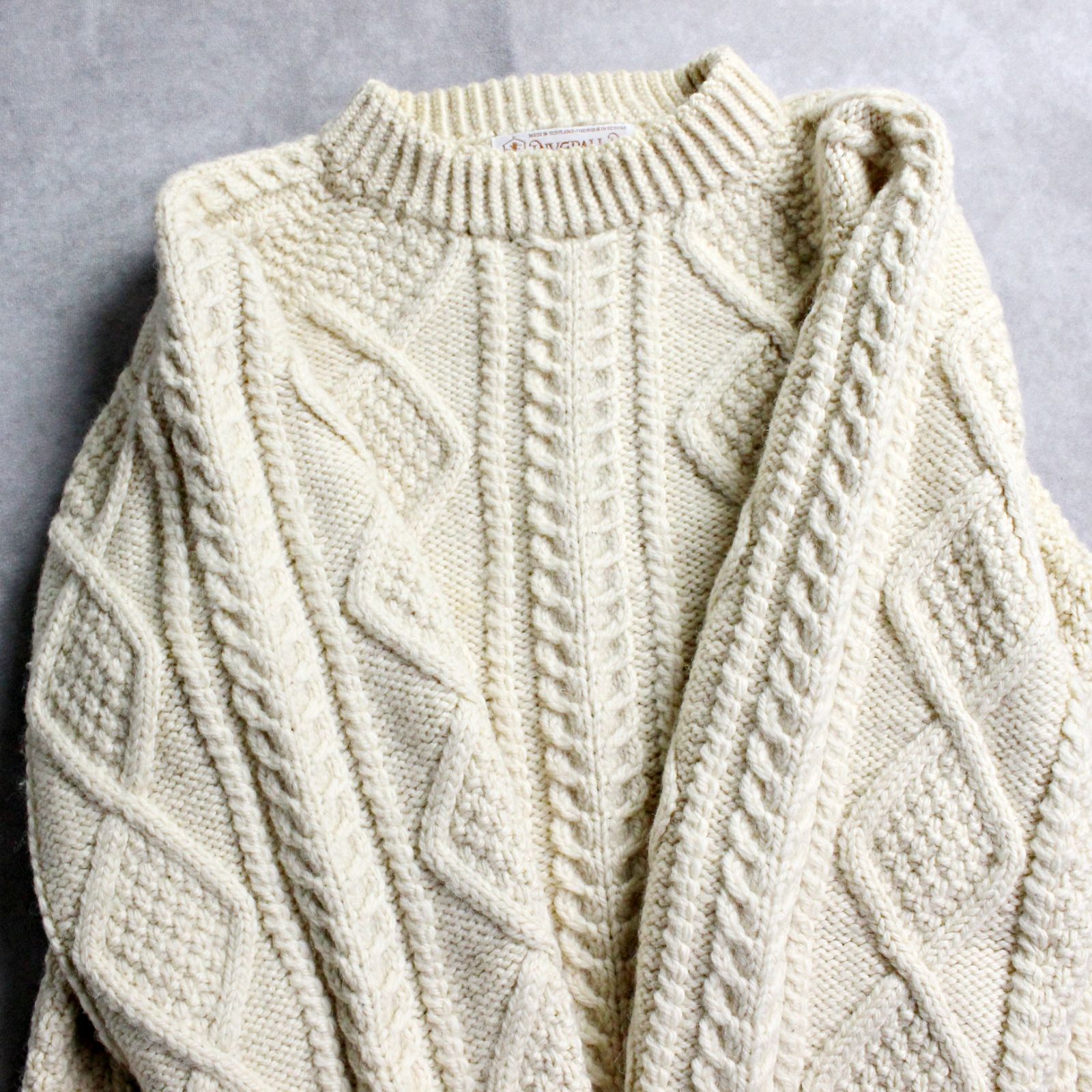 状態良し＊インバーアラン　ケーブル　ニット　ホワイト　ベージュ　S INVERALLAN】インバーアラン スコットランド製 肉厚 茶タグ ハンド