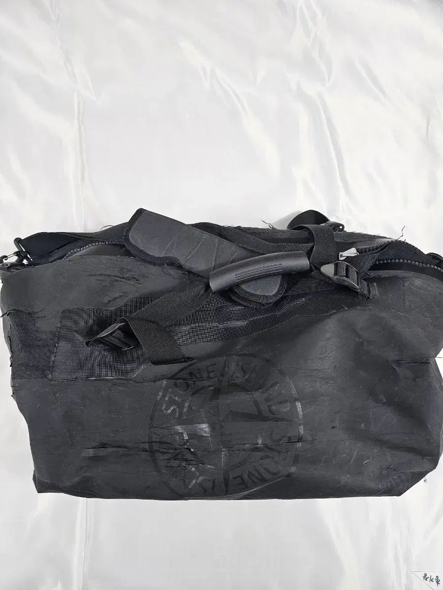 ストーンアイランド ダッフルバッグ