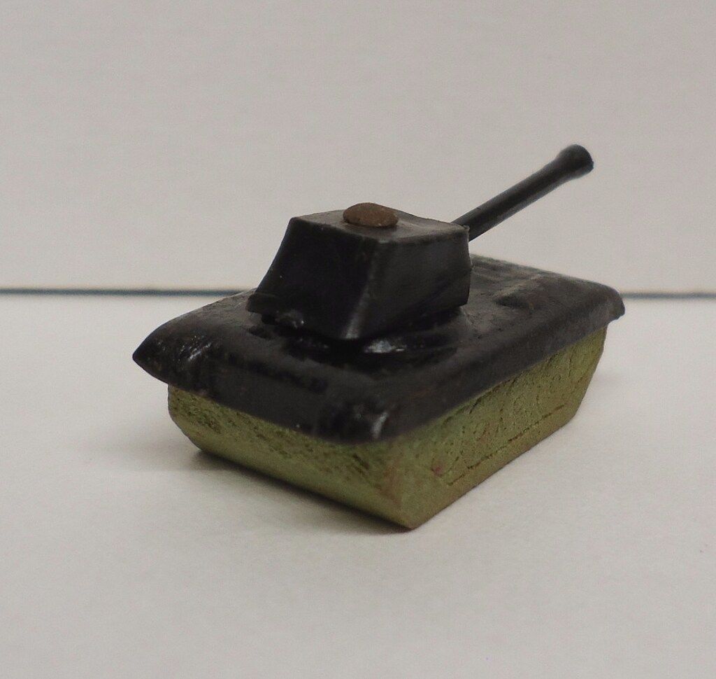 残暑ひくひくセール。イチコー ニッサン サニー ブリキ 2025年最新