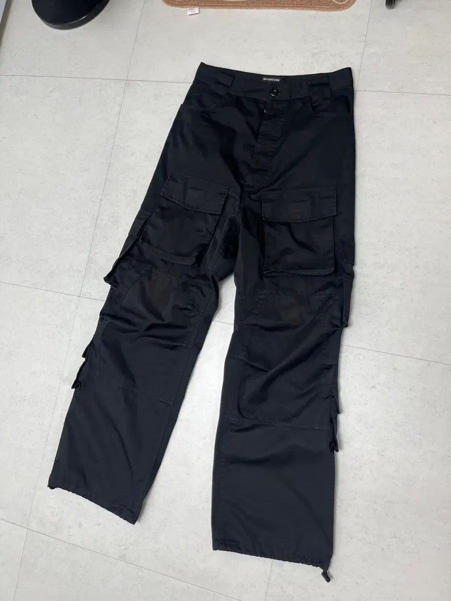 S バレンシアガ マルチカーゴ パンツ