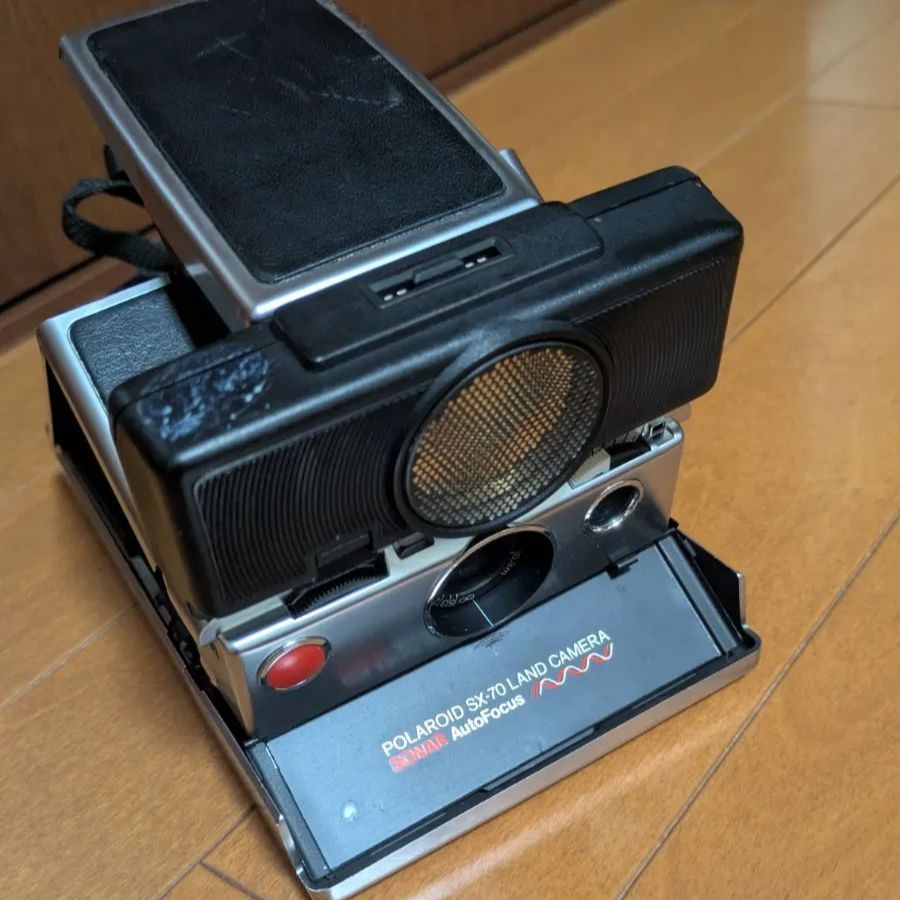 Polaroid SX 70 Sonar AutoFocus インスタントカメラ