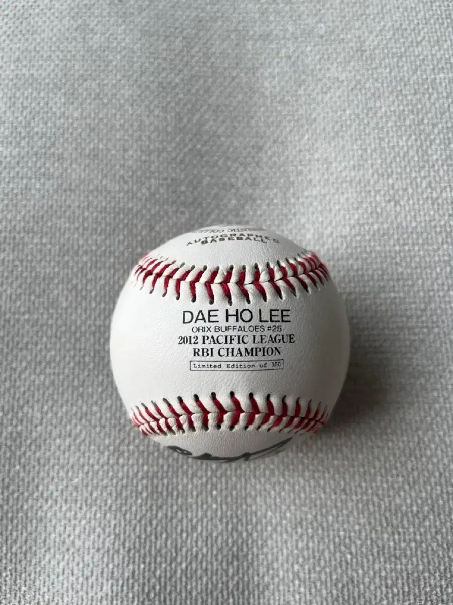 李大浩（イ・デホ） NPB 2012年 打点王 記念球 サイン入り 100個限定