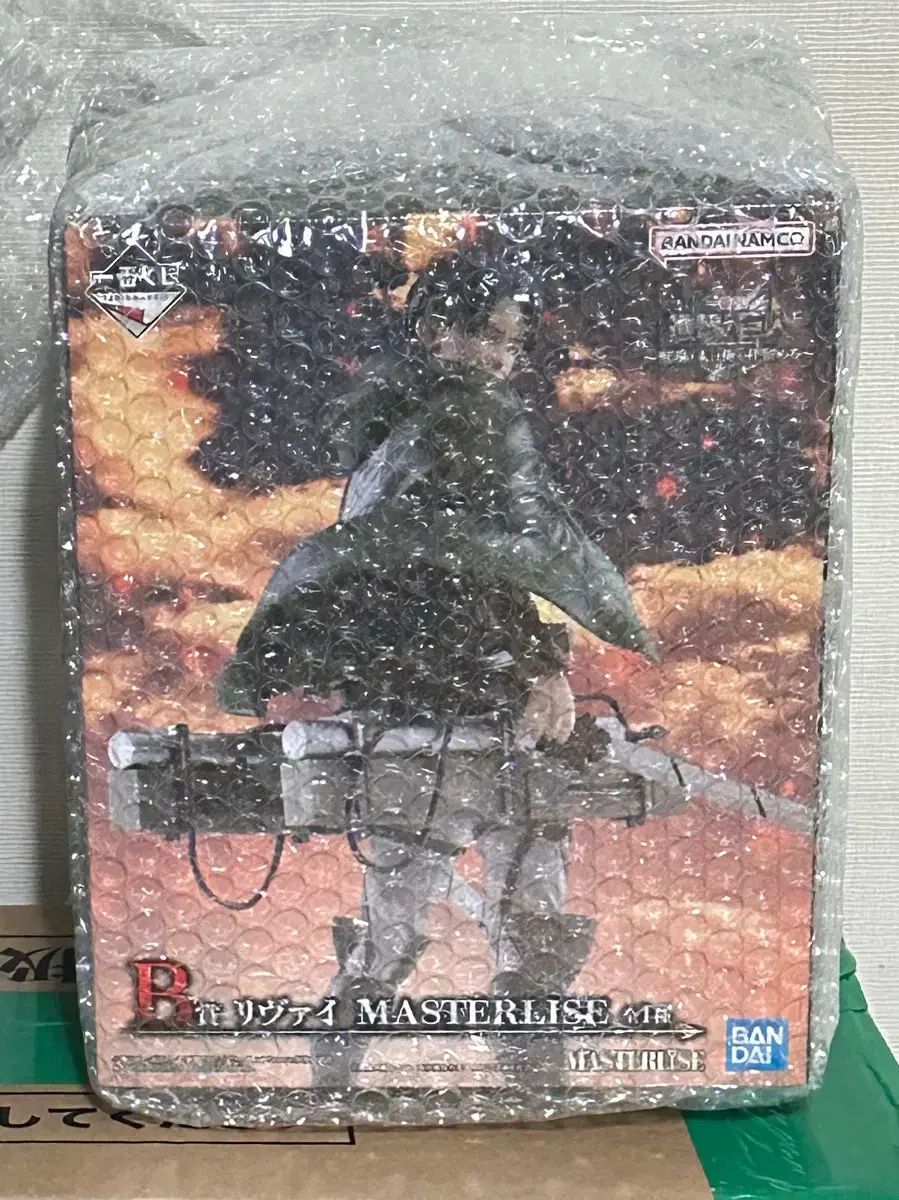 み8 800円 進撃の巨人 一番くじ B賞 リヴァイ フィギュア