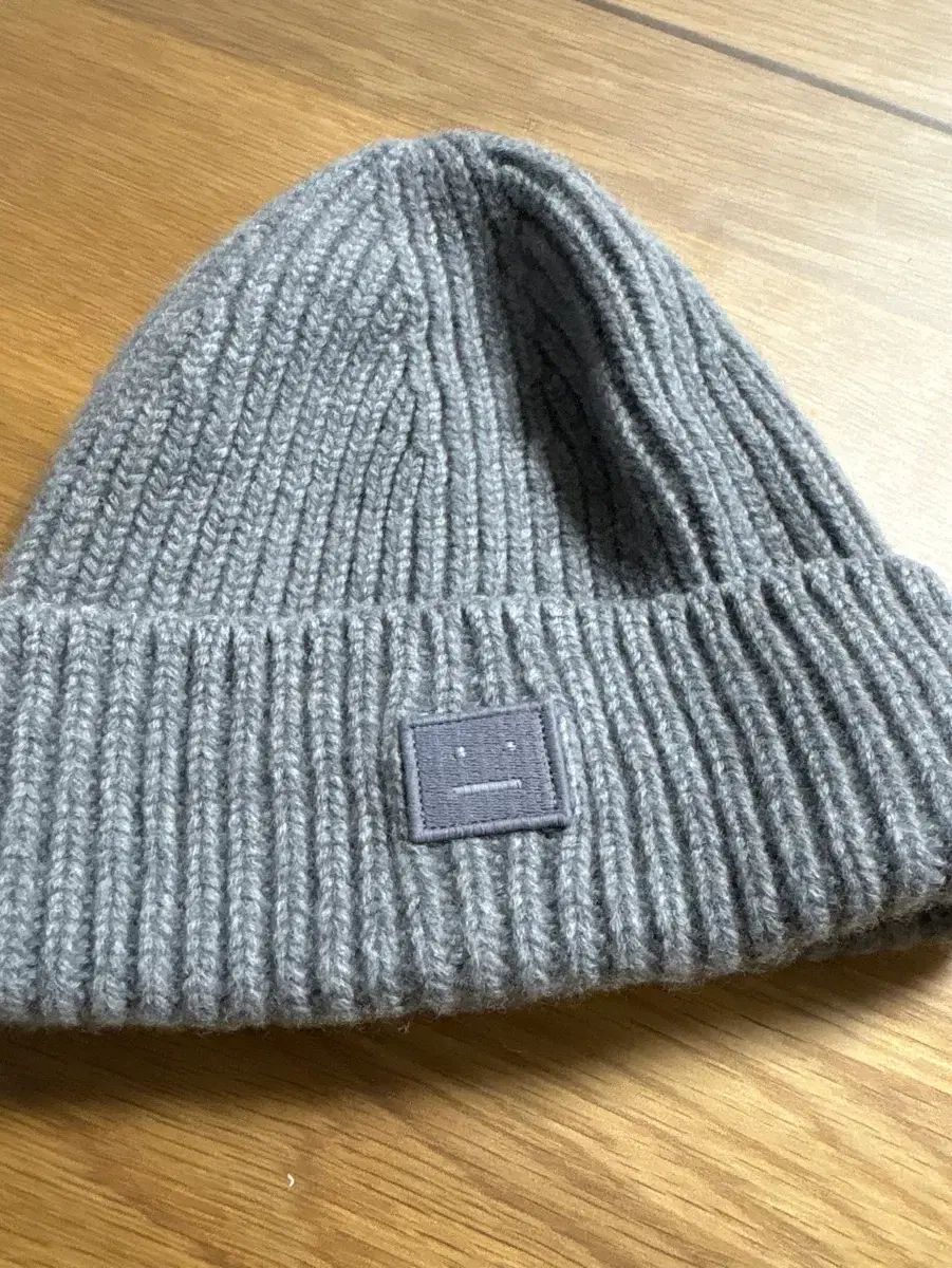 キッズ アークス アクネストゥディオズ ウール ビーニー