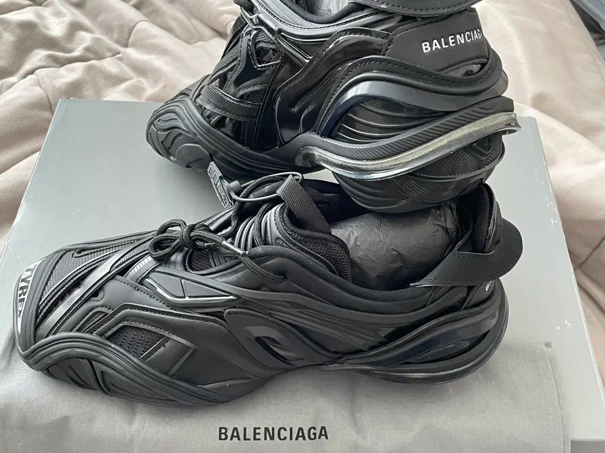 BALENCIAGA TYREX ブラック 42 新品未使用 タイレックス バレンシアガ タイレックス(tyrex) ブラック 42-270 - メルカリ