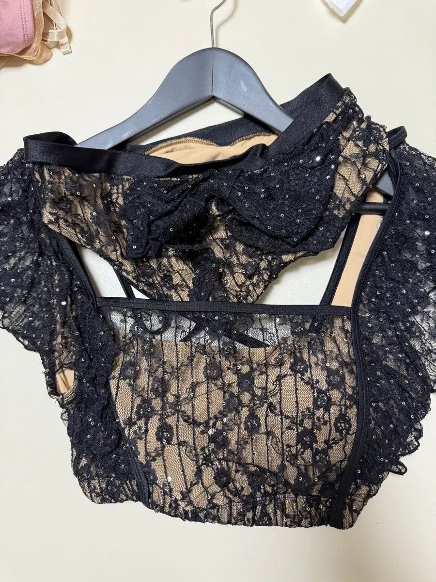 ソールブラン ポールダンス ウェア バタフライ効果 ブラック m