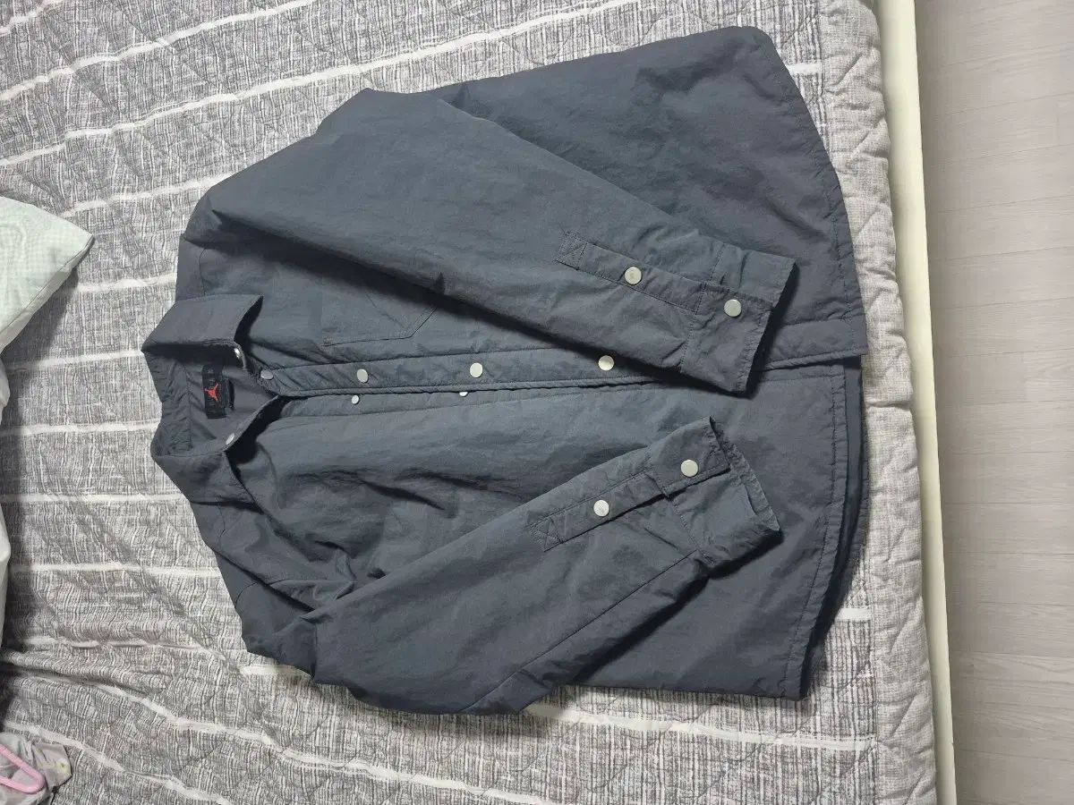 ジョーダン ボタンダウン トップス L ほぼ