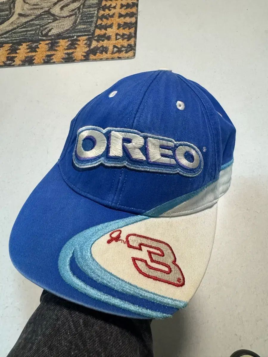 ショップ 嫌な顔されながらおパンツ見せてもらいたい 伊東ちとせ 等尻