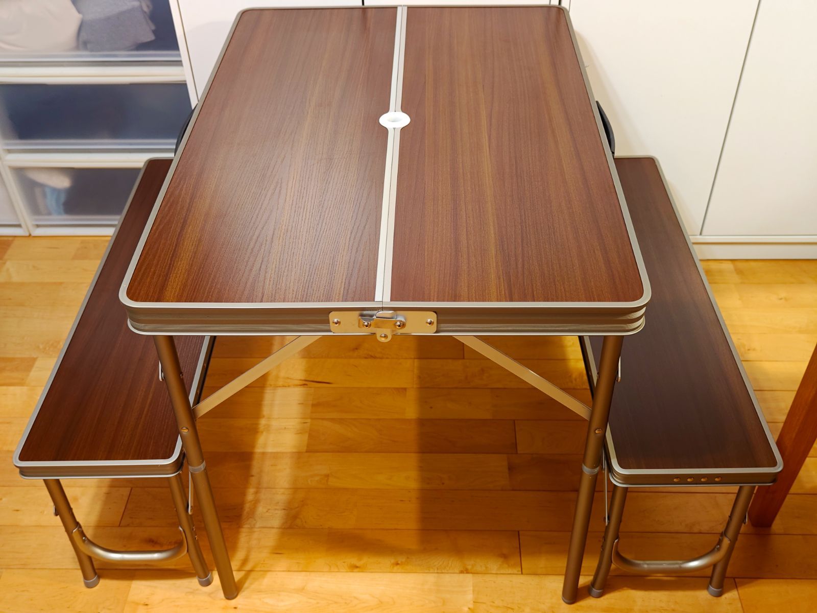 テーブルチェアセット