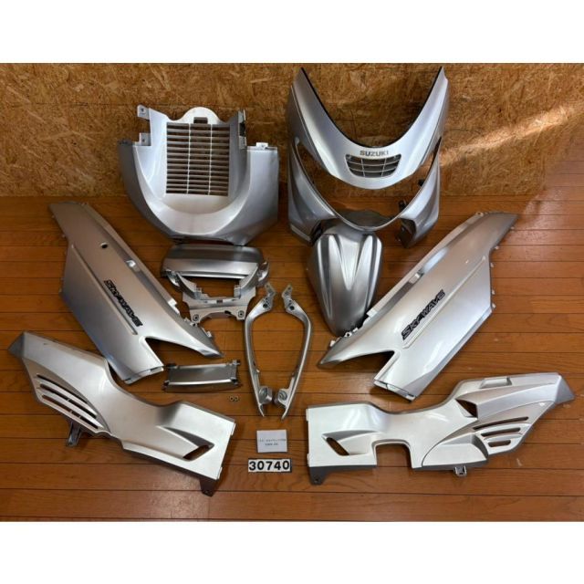 ZC 30740 スズキ SUZUKI スカイウェイブ250 CJ 42 A 103 外装カウルセット アッパー サイド リア フェンダー