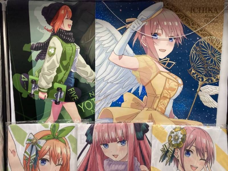 大量まとめ】五等分の花嫁 グッズ 約7.8kg 缶バッジ/アクスタ/等身大