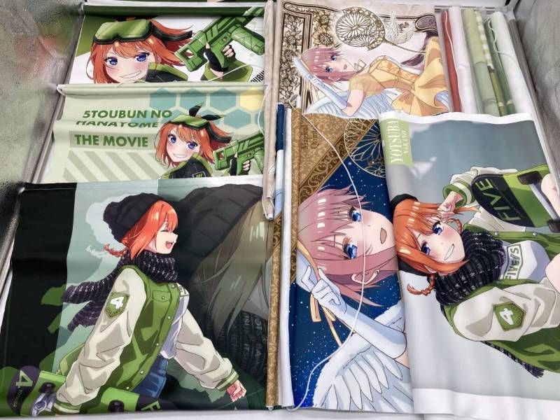 大量まとめ】五等分の花嫁 グッズ 約7.8kg 缶バッジ/アクスタ/等身大