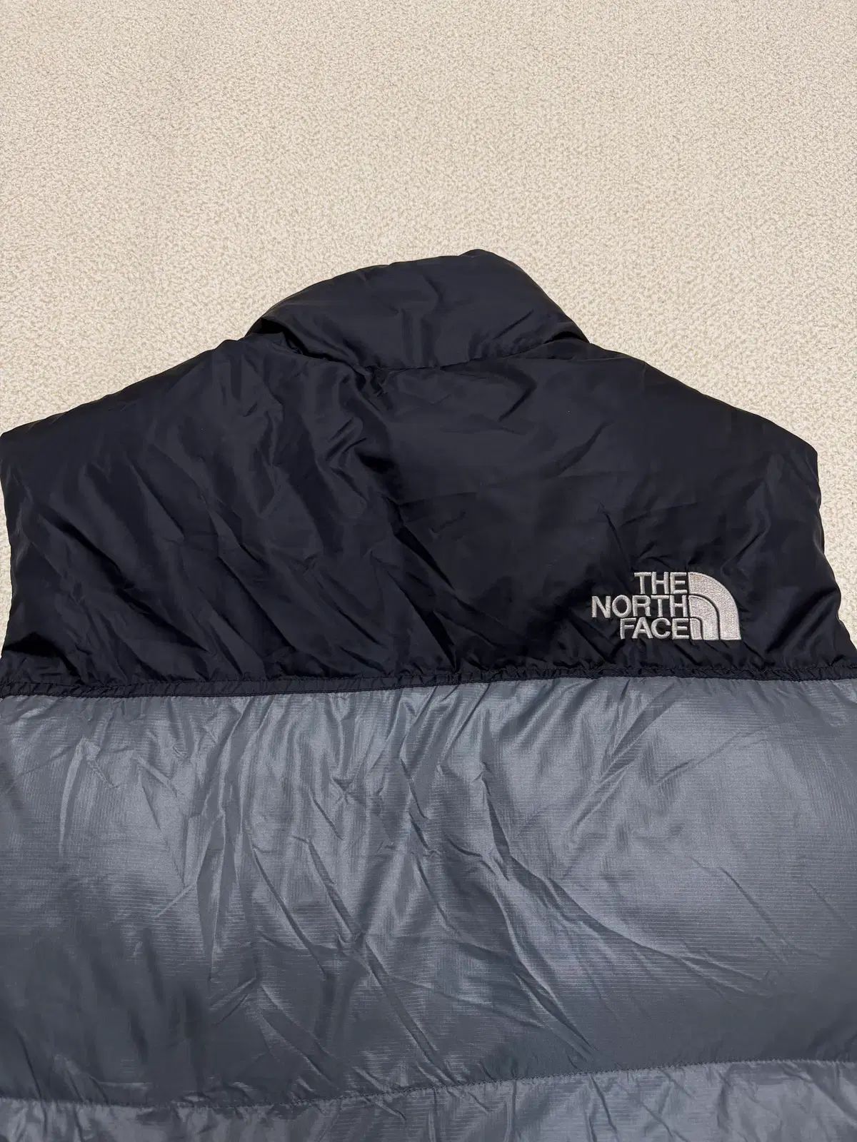 THE NORTH FACE ダウンベスト 700 ヌプシ THE NORTH FACE (ザ ノースフェイス) ダウンベスト ヌプシベスト