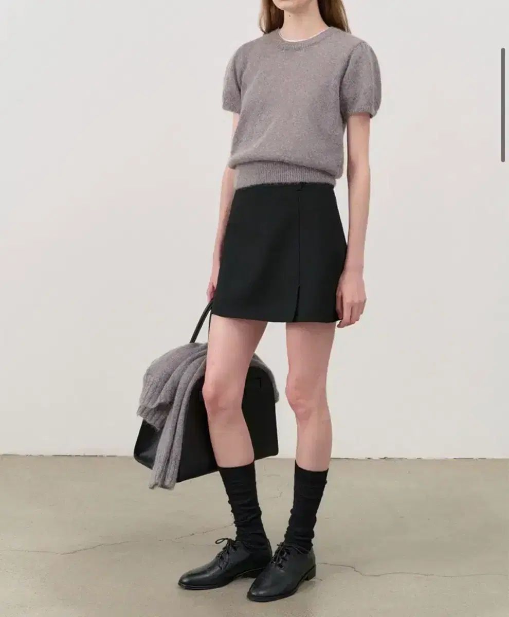 ダンスト ウール スプリット ミニ スカート ブラック
