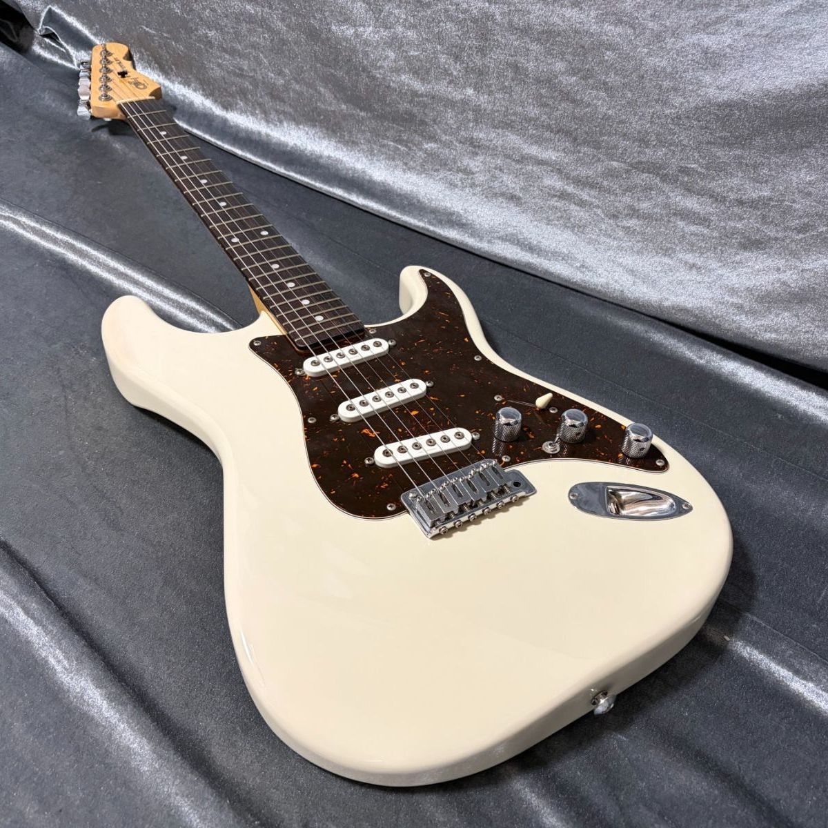 国産フジゲン製 G&L S-500 Premiumシリーズ 生産終了の希少モデル 送料