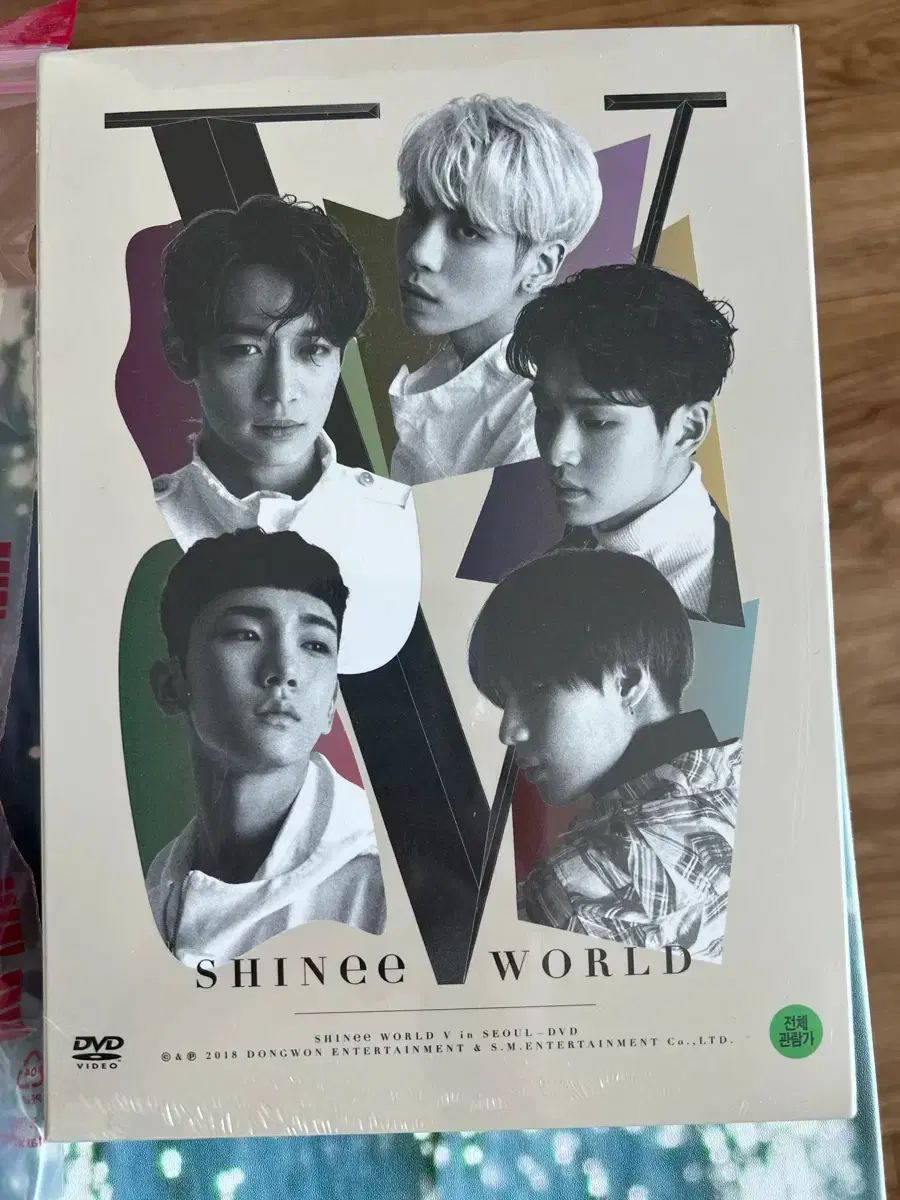 SHINee WORLD 5 DVD 未開封